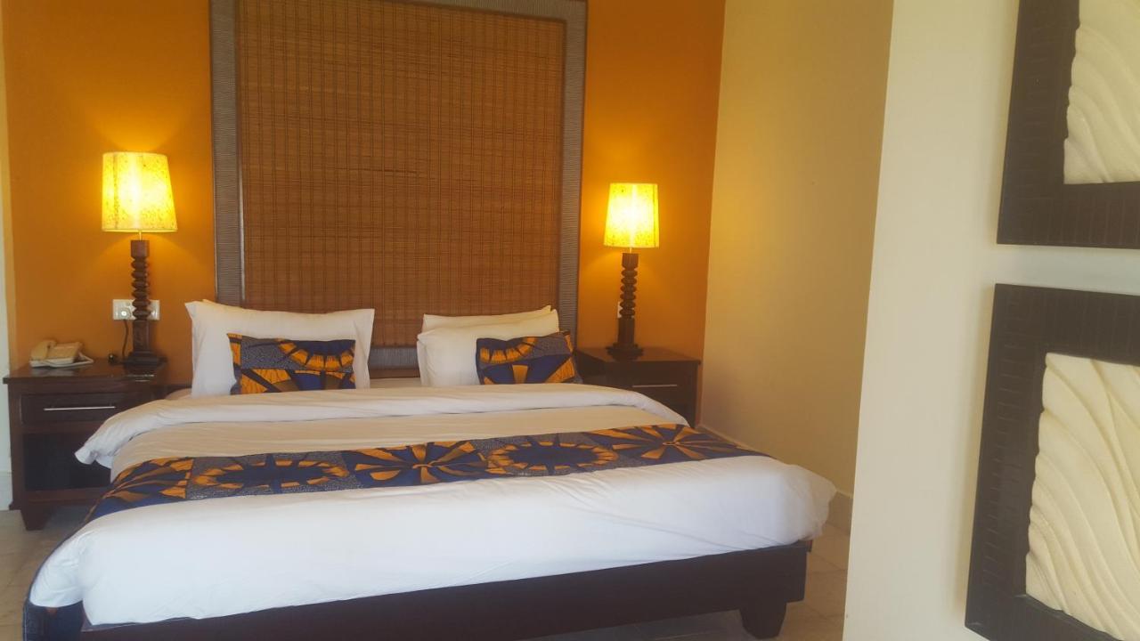 Labranda Coral Beach Resort Brufut Esterno foto