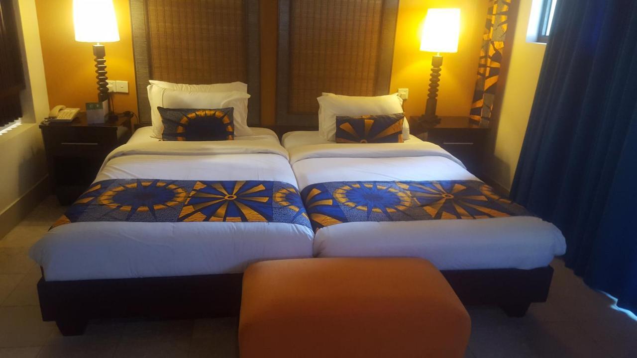 Labranda Coral Beach Resort Brufut Esterno foto